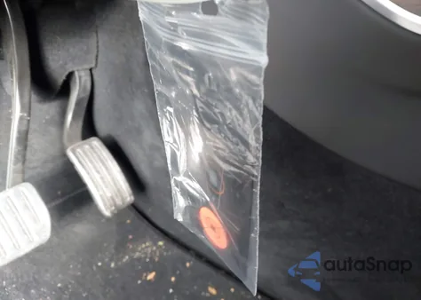 2024 Tesla Model X Long Range z USA, uszkodzony, nr VIN 7SAXCBE59RF455887